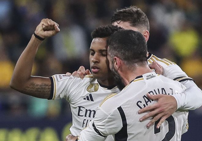 Wei大仇得报！恩怨局战胜老东家笑到模糊，Elk亮小丑被骂上热搜