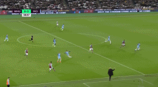 [中超]狂轰六球 上海申花大胜梅州客家