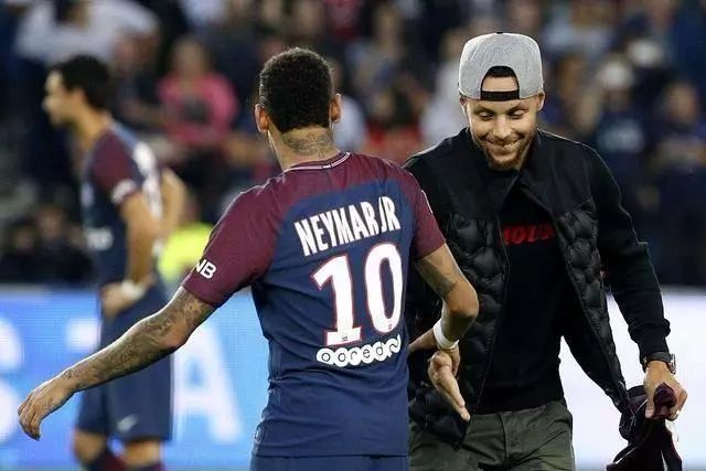 《恐怖黎明》UI升级方案公布！ 明年1月正式开启测试